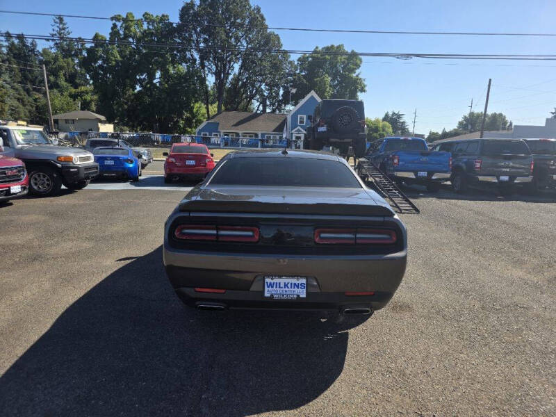 2020 Dodge Challenger SXT