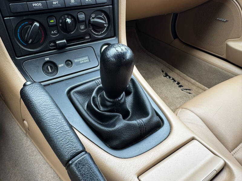 2000 Mazda MX-5 Miata LS