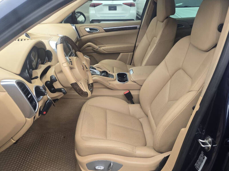 2013 Porsche Cayenne Tiptronic