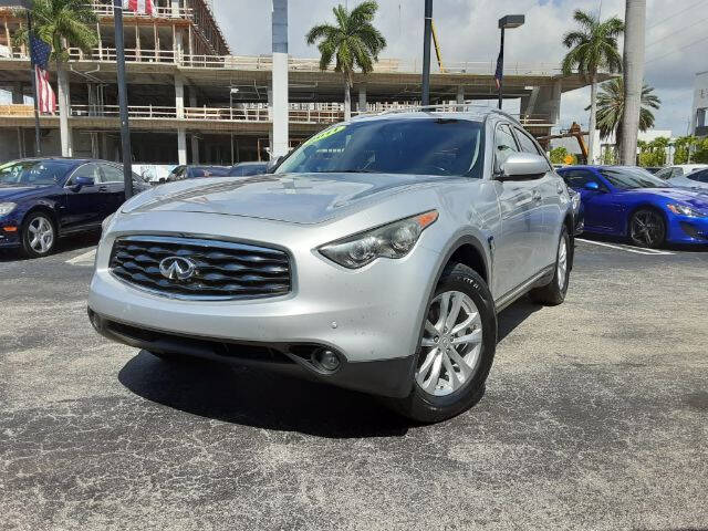 2011 Infiniti FX35