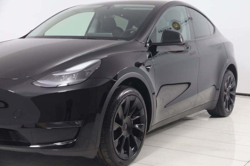 2025 Tesla Model Y Long Range