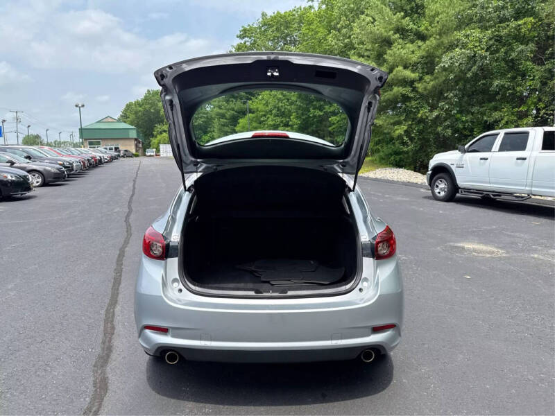 2018 Mazda MAZDA3 Touring