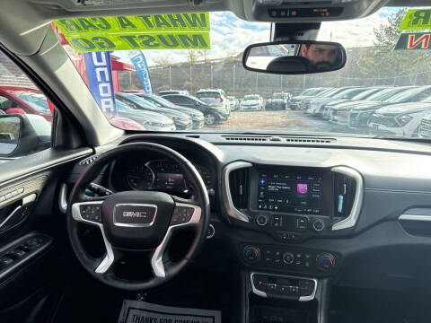 2024 GMC Terrain SLT