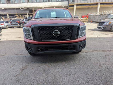 2017 Nissan Titan