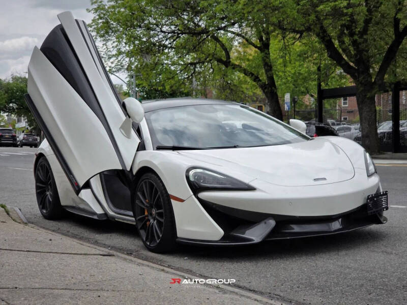 2016 McLaren 570S