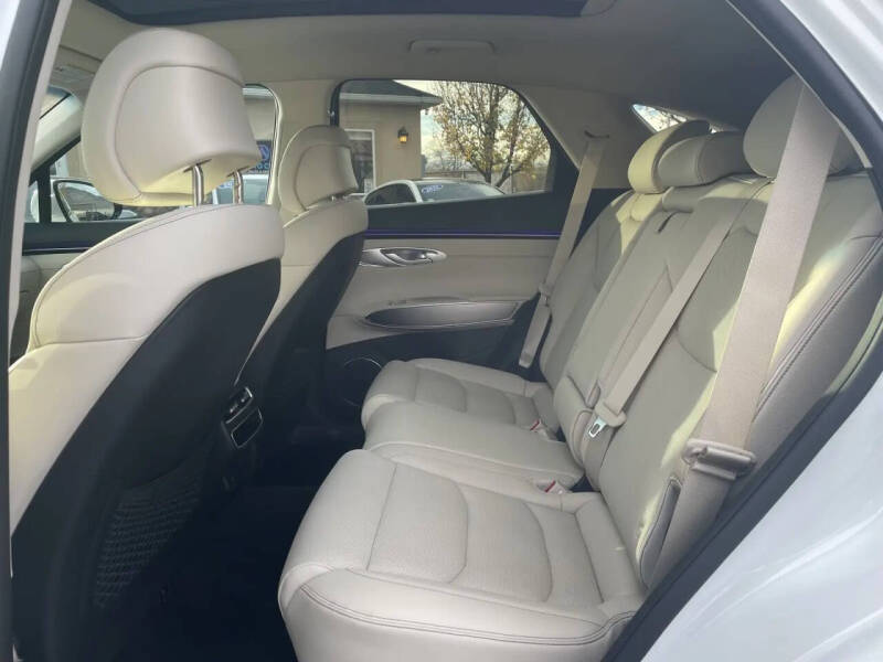 2026 Genesis GV70 2.5T Select