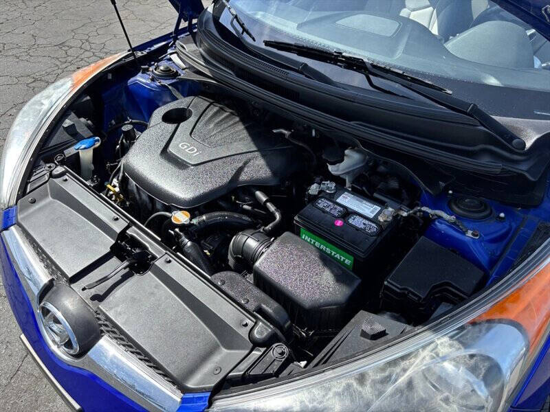 2012 Hyundai Veloster
