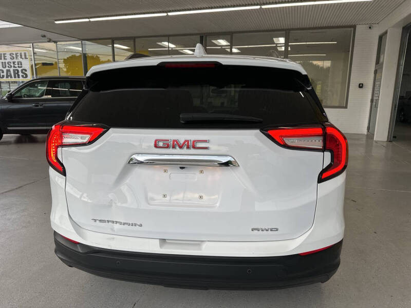 2023 GMC Terrain SLE