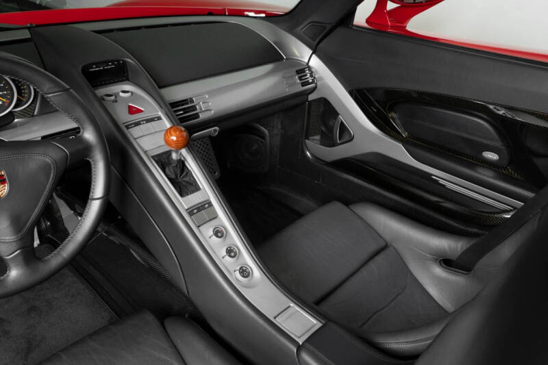 2004 Porsche Carrera GT