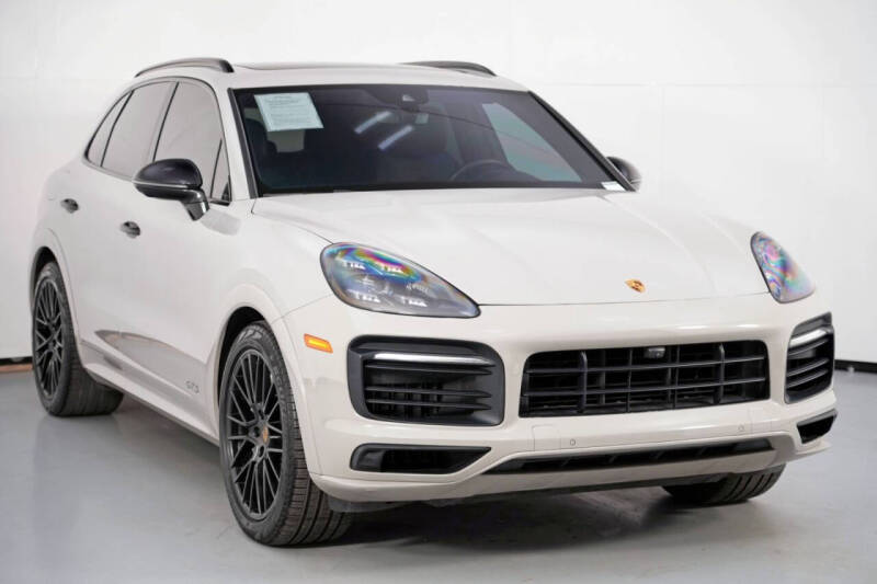 2021 Porsche Cayenne GTS