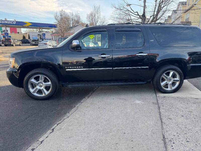 2011 Chevrolet Suburban LTZ