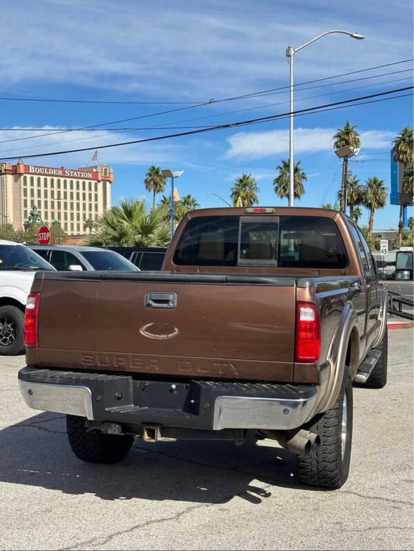 2011 Ford F-350 Super Duty Lariat