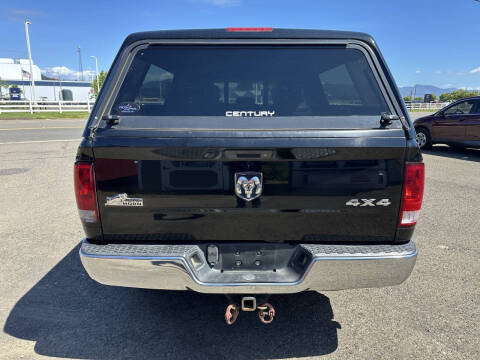 2013 RAM 1500 SLT