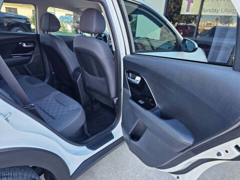 2022 Kia Niro Plug-In Hybrid LXS