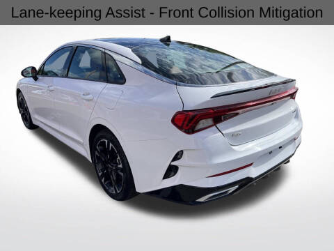 2022 Kia K5