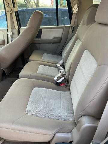 2005 Ford Expedition XLT