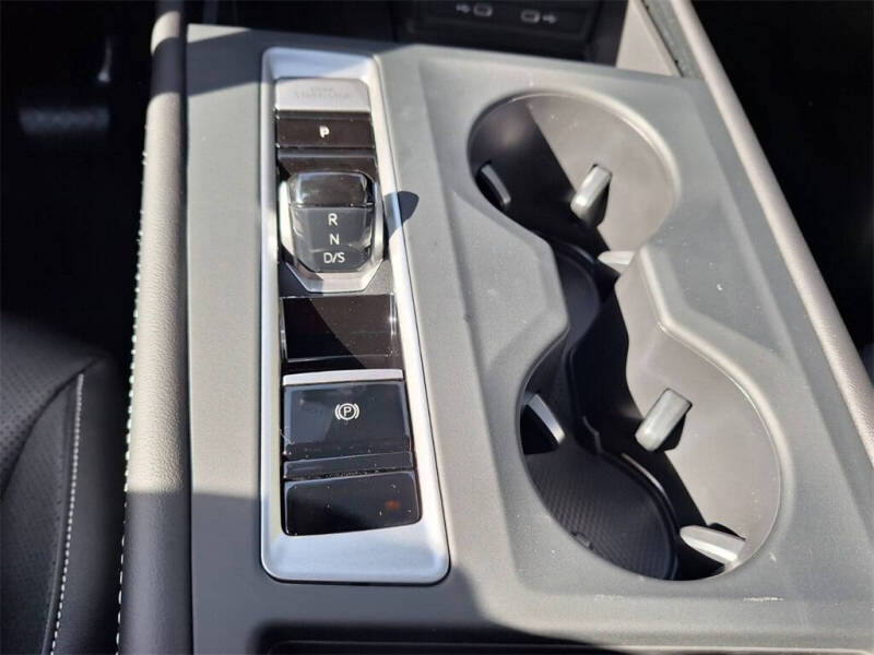 2026 Volkswagen Atlas SE