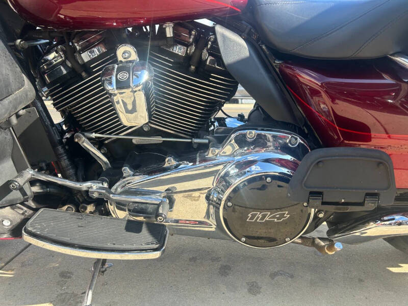 2017 Harley-Davidson Ultra Limited FLHTK