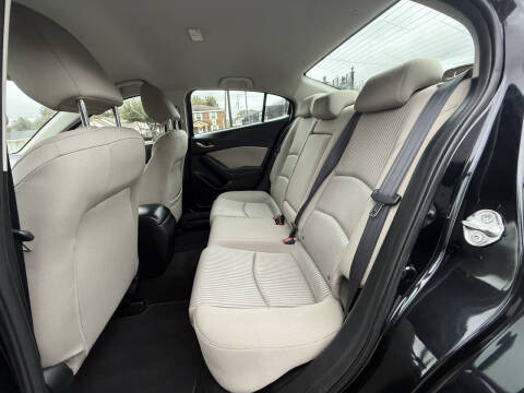 2015 Mazda MAZDA3 i Touring