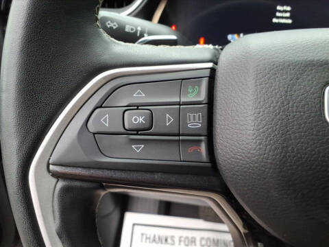 2022 Jeep Grand Cherokee L Laredo