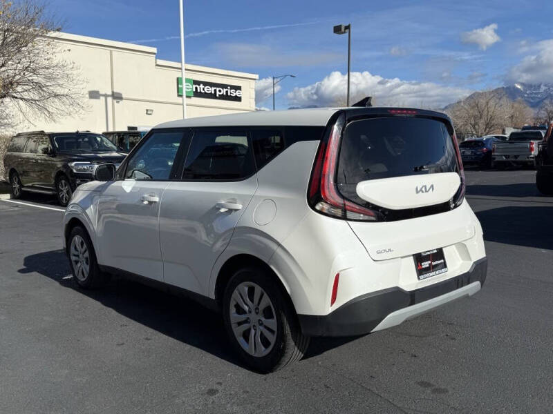 2023 Kia Soul LX