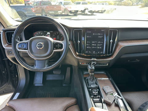 2020 Volvo XC60 T5 Inscription