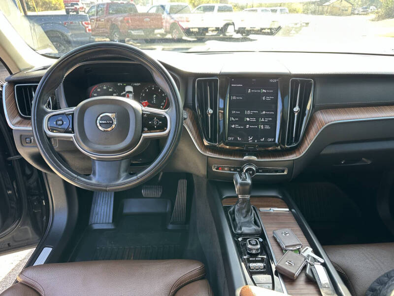 2020 Volvo XC60 T5 Inscription