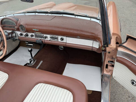 1956 Ford Thunderbird