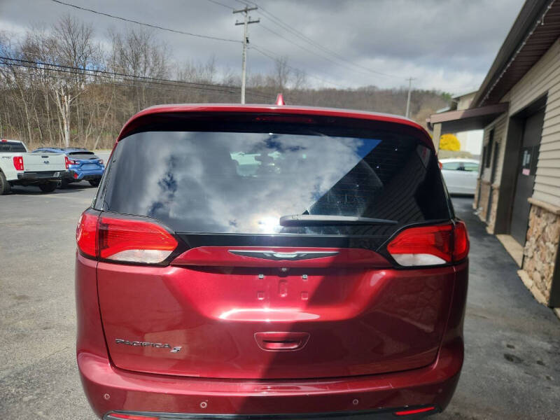2018 Chrysler Pacifica Touring Plus