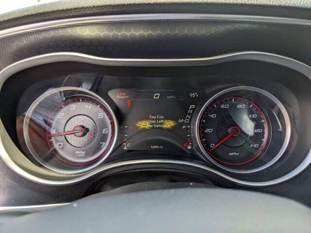 2016 Dodge Charger 28