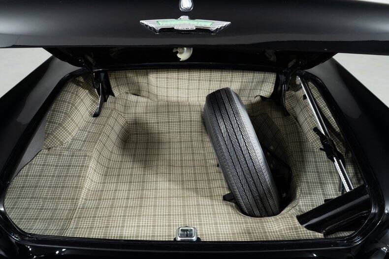 1957 Ford Thunderbird