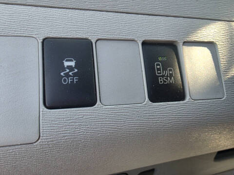 2013 Toyota Sienna SE 8-Passenger