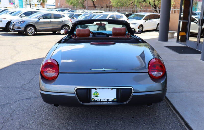 2003 Ford Thunderbird