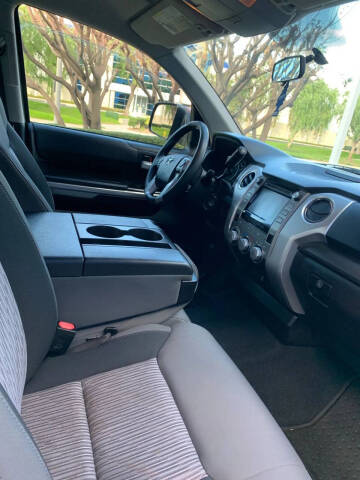 2014 Toyota Tundra SR5