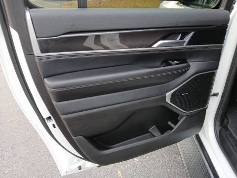 2024 Jeep Wagoneer L