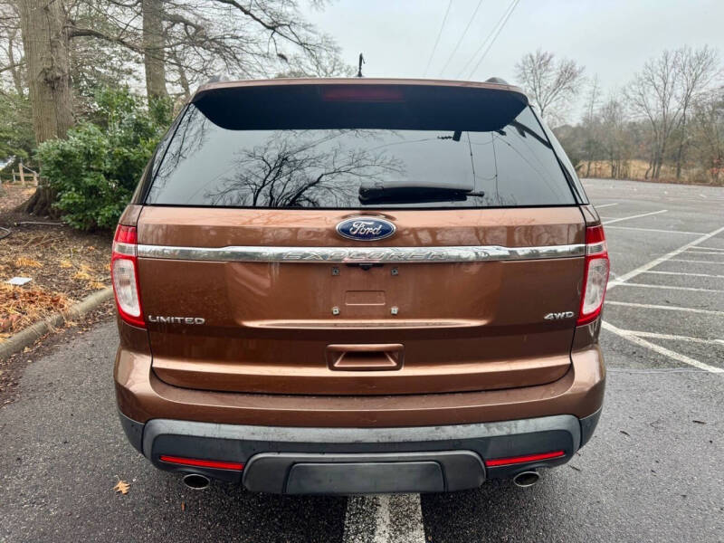2011 Ford Explorer Limited
