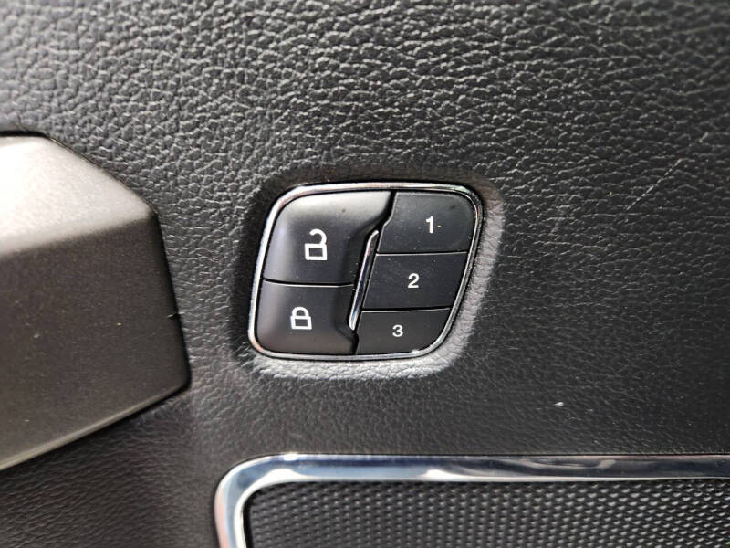 2017 Ford F-150 Platinum