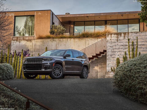 2025 Jeep Grand Cherokee L Altitude