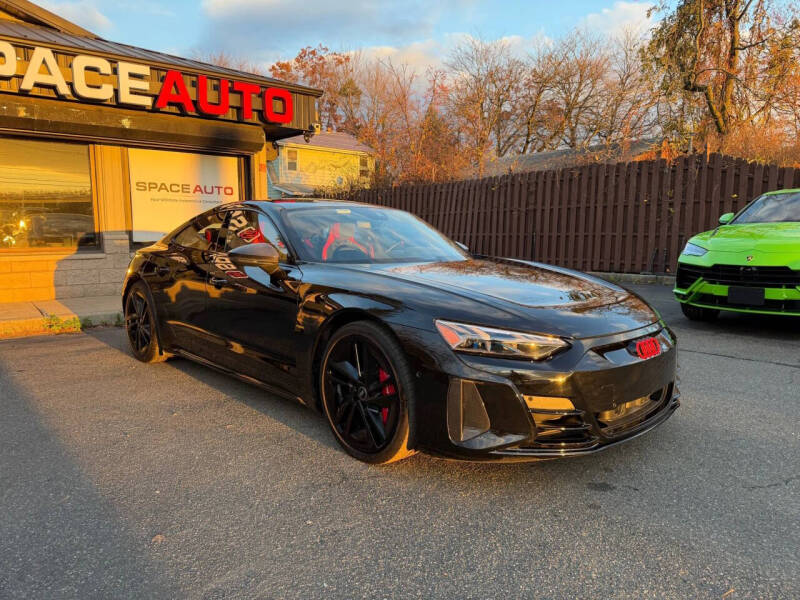 2023 Audi RS e-tron GT quattro