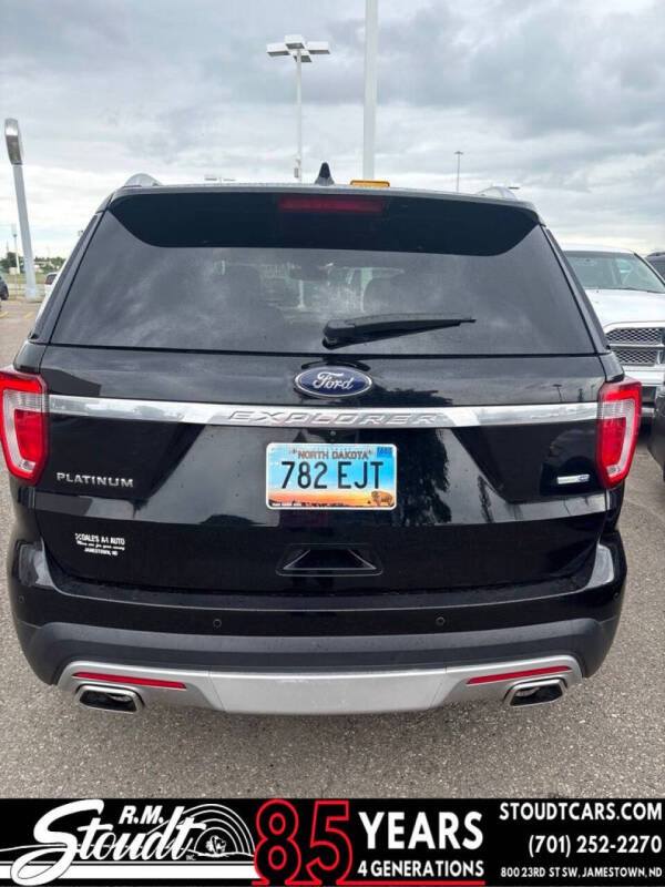 2017 Ford Explorer Platinum