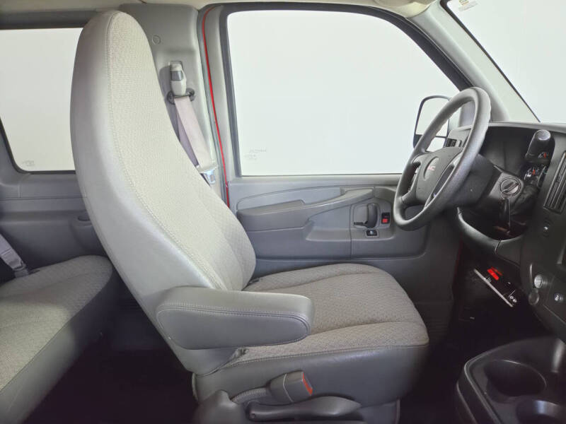 2014 GMC Savana LT 1500