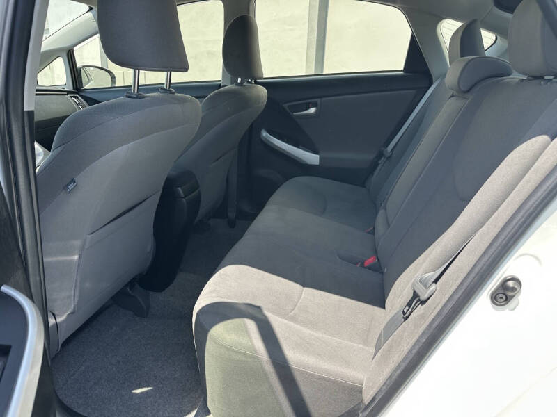 2013 Toyota Prius Two