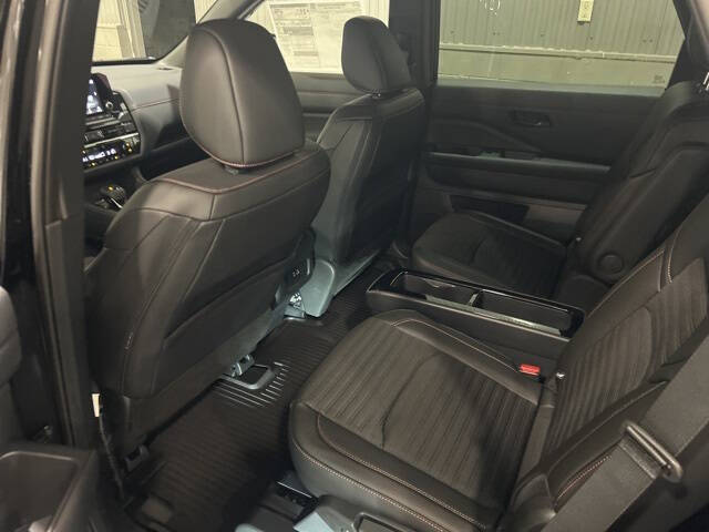 2025 Nissan Pathfinder Rock Creek