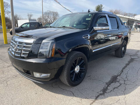 2010 Cadillac Escalade EXT for sale at KNE MOTORS INC in Columbus OH