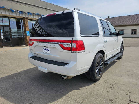2017 Lincoln Navigator Select
