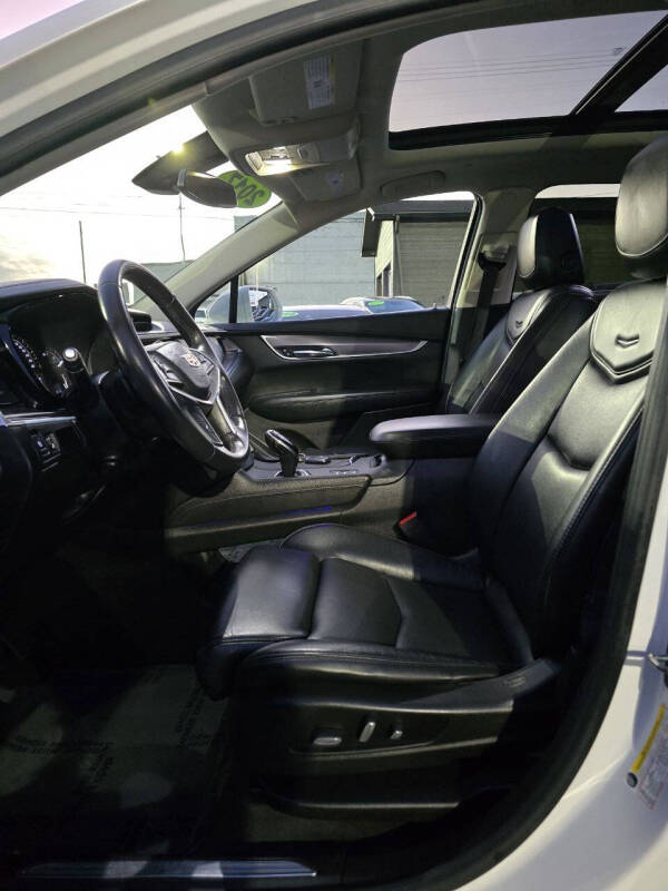 2017 Cadillac XT5 Luxury