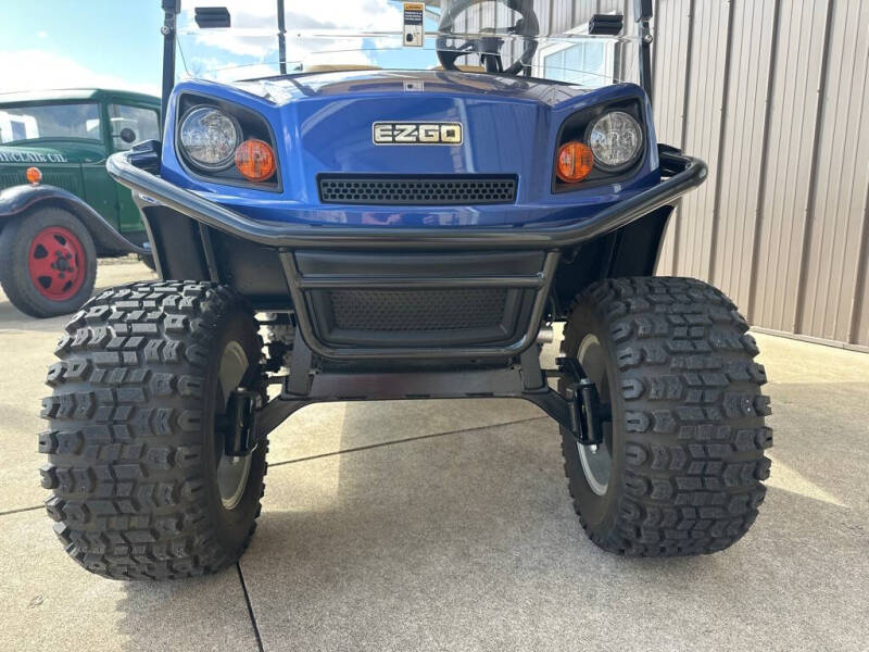 2019 E-Z-GO EXPRESS S4 PKG