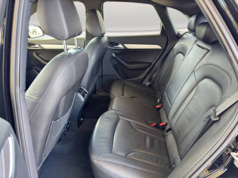 2017 Audi Q3 2.0T Premium