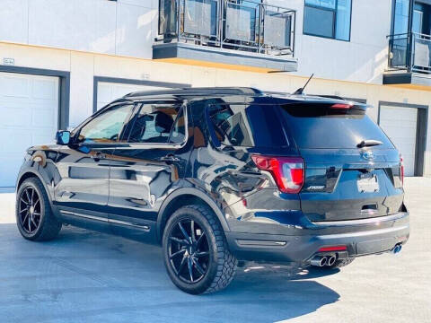 2018 Ford Explorer Sport