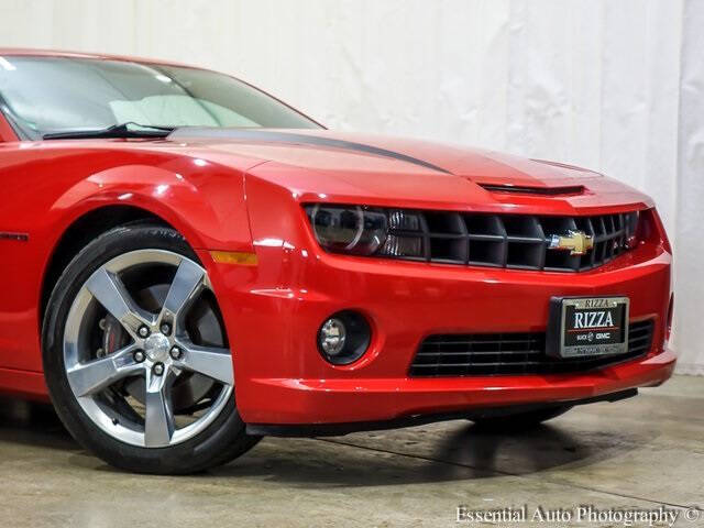 Used 2011 Chevrolet Camaro 2SS with VIN 2G1FK1EJ0B9155628 for sale in Tinley Park, IL